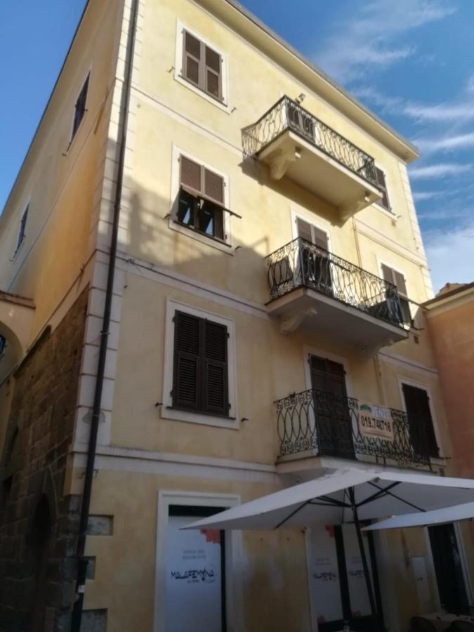 דירות נולי La Casa Di Via Musso מראה חיצוני תמונה